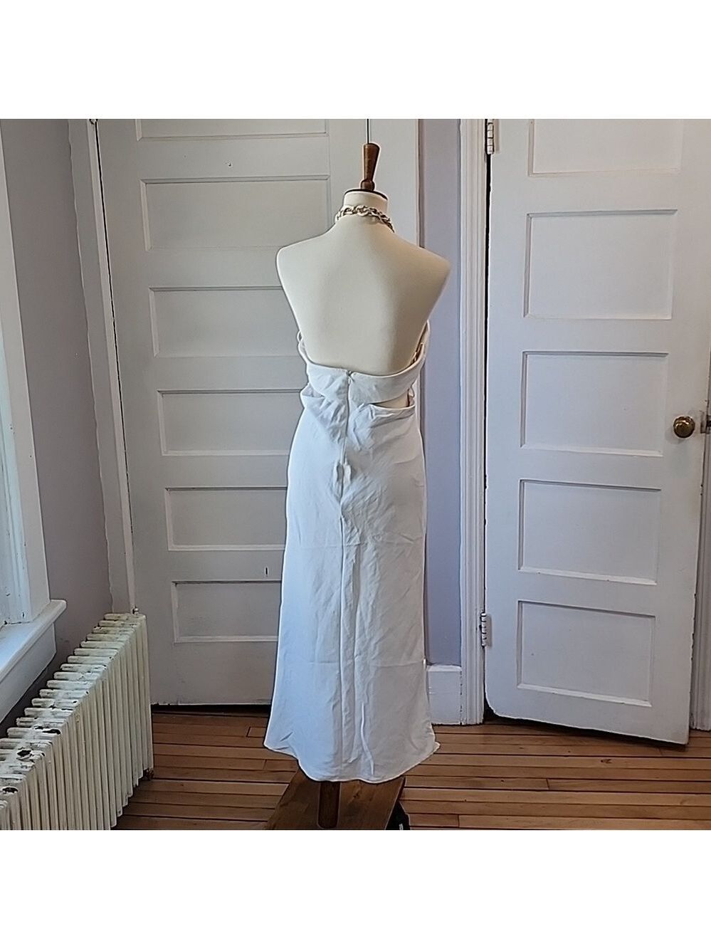 NWT Zara Cut Out Chain Detail White Dress - Picture 10 of 17